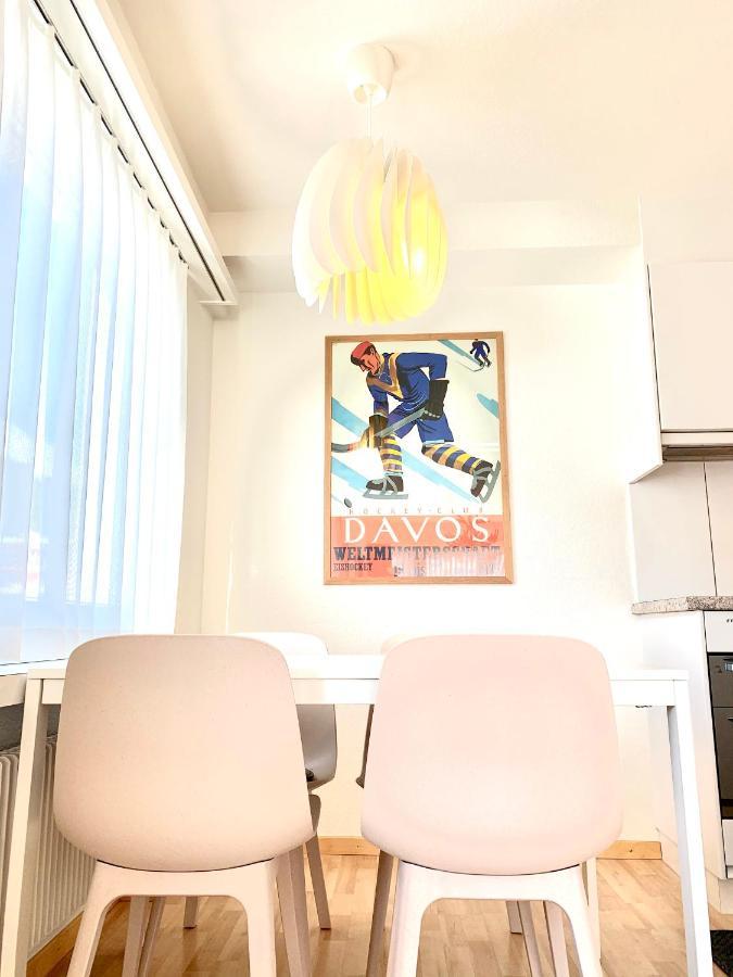 Holiday Apartment Bolgen - Close To Everything! Bolgen, Jakobshorn, Bus Stop, Train Station, Supermarket, Ski School, Ski Rentals, Restaurants And More! 达沃斯 外观 照片