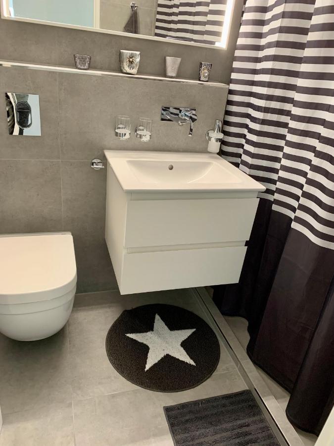 Holiday Apartment Bolgen - Close To Everything! Bolgen, Jakobshorn, Bus Stop, Train Station, Supermarket, Ski School, Ski Rentals, Restaurants And More! 达沃斯 外观 照片